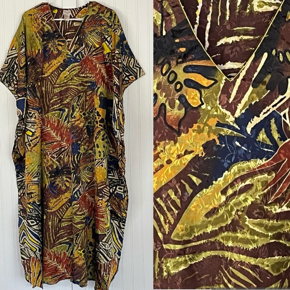 Vintage Ethnic Printed Caftan Maxi Dress Mumu Muu Muu Colorful Botanical Flowy